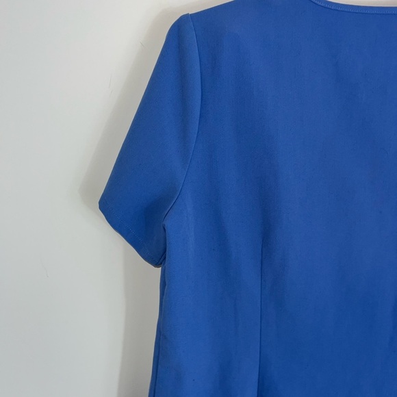 Figs Womens blue Scrub Top medium - Picture 8 of 9